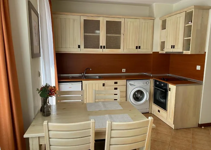 Pirin Golf Private * Razlık